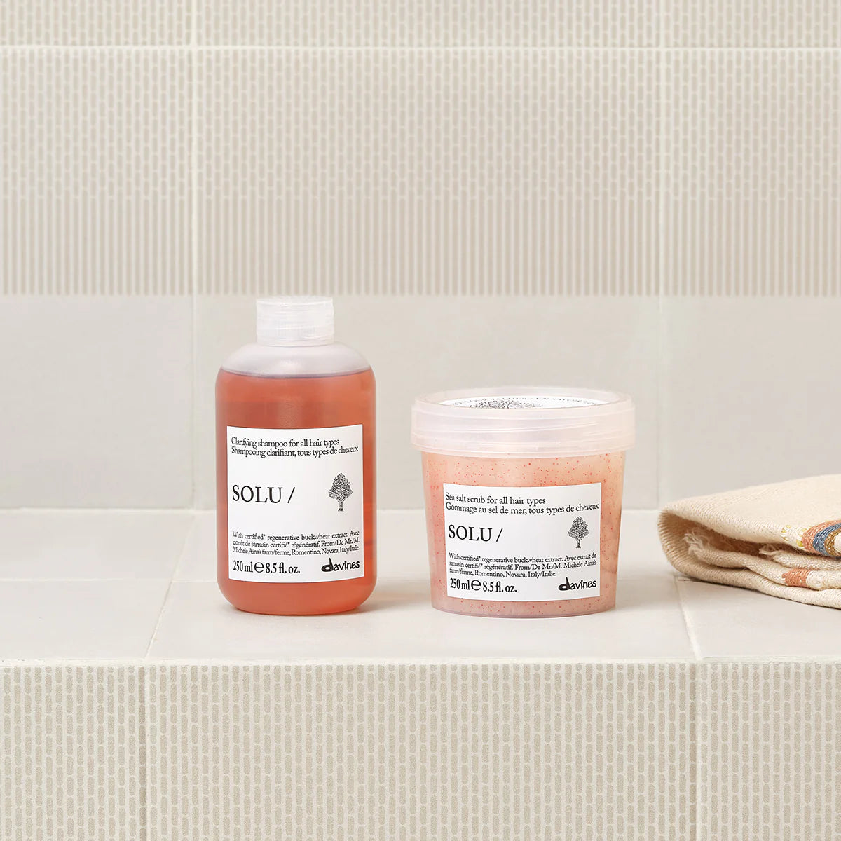 SOLU Sea Salt Scrub Cleanser